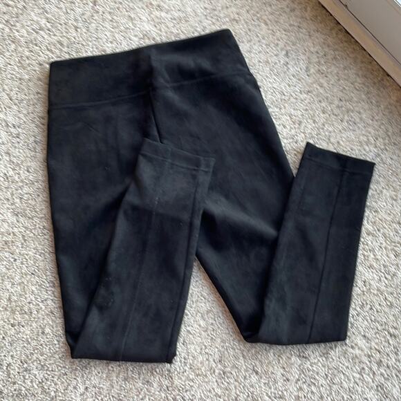ANDREW MARC Black Faux Suede Skinny Leggings size small - Picture 4 of 4